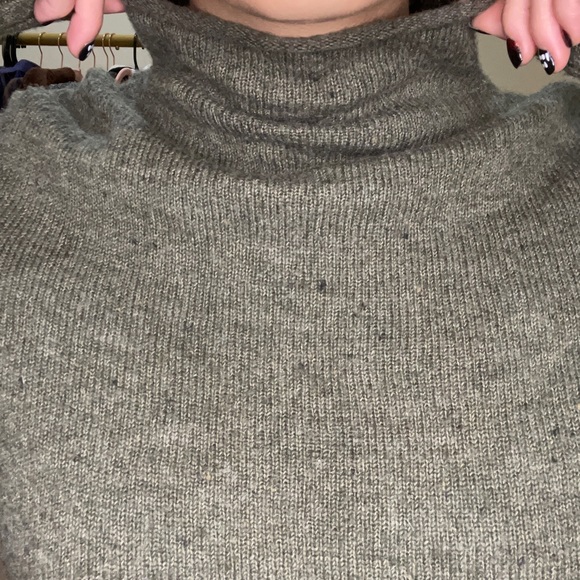 ⚡️$1 when bundled Madewell Crewneck/Turtleneck - Picture 11 of 16